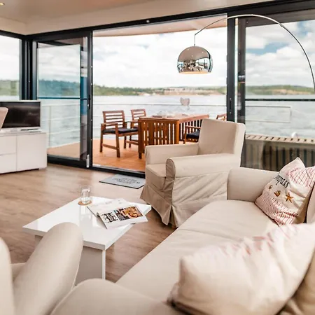 Floatinghouse Hering - Lp7 Feriehus