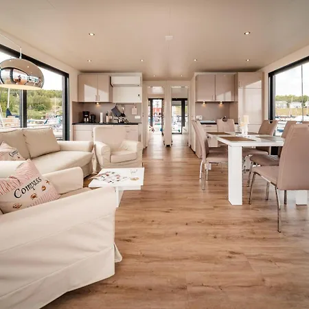 Floatinghouse Hering - Lp7 Feriehus Höxter